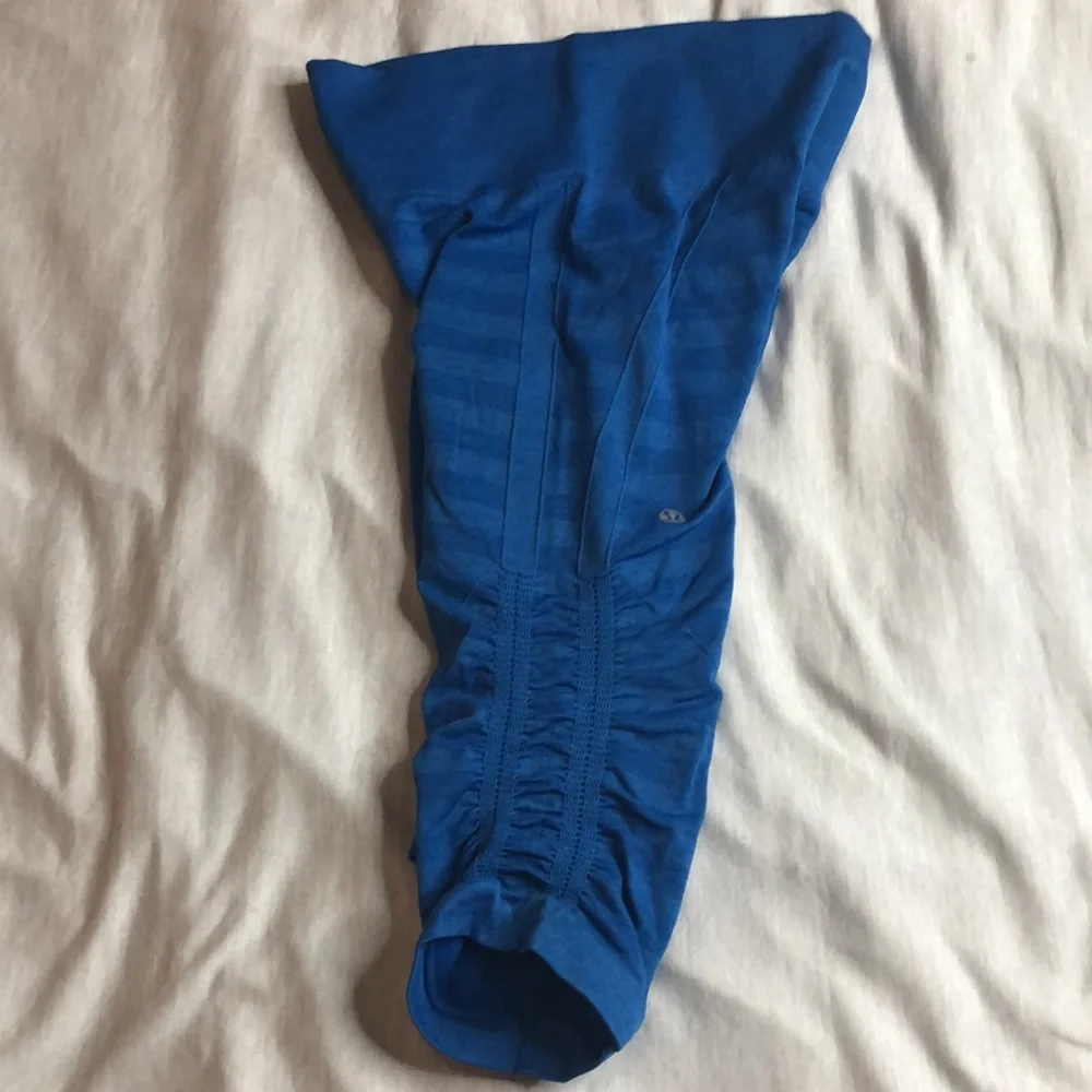 lululemon athletica blue stripes